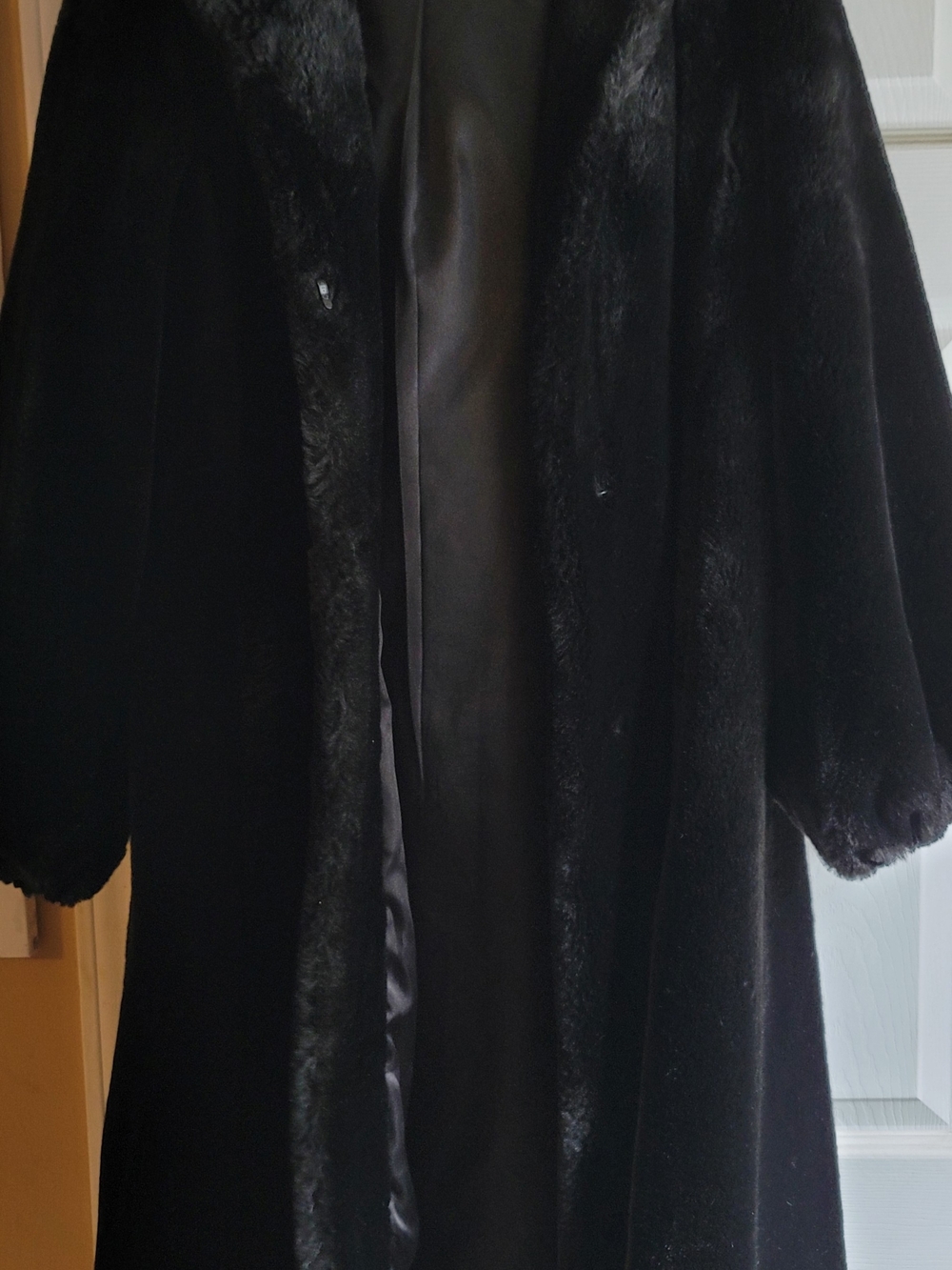 Jones New York Black Plush Cape-Style Coat With Hood